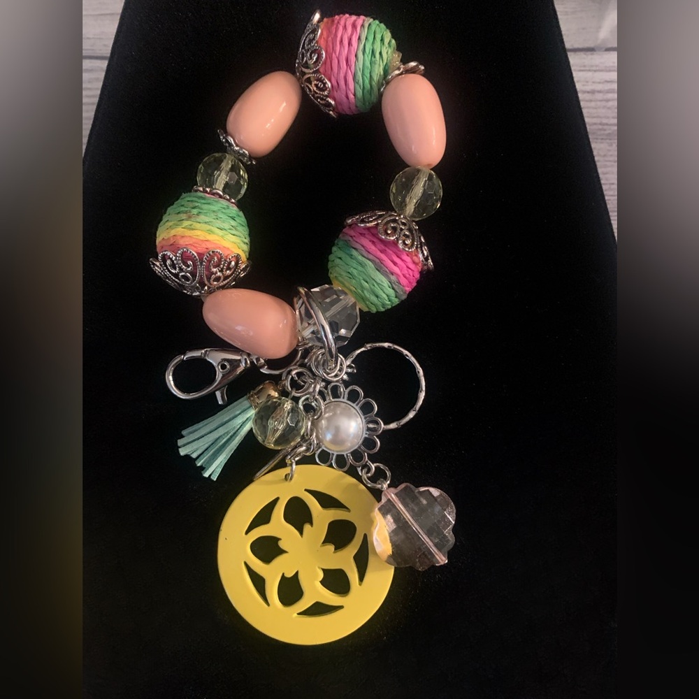 Quirky Colorful Fun Beaded Keychain Key Fob ID Badge Bracelet with Charms NWOT